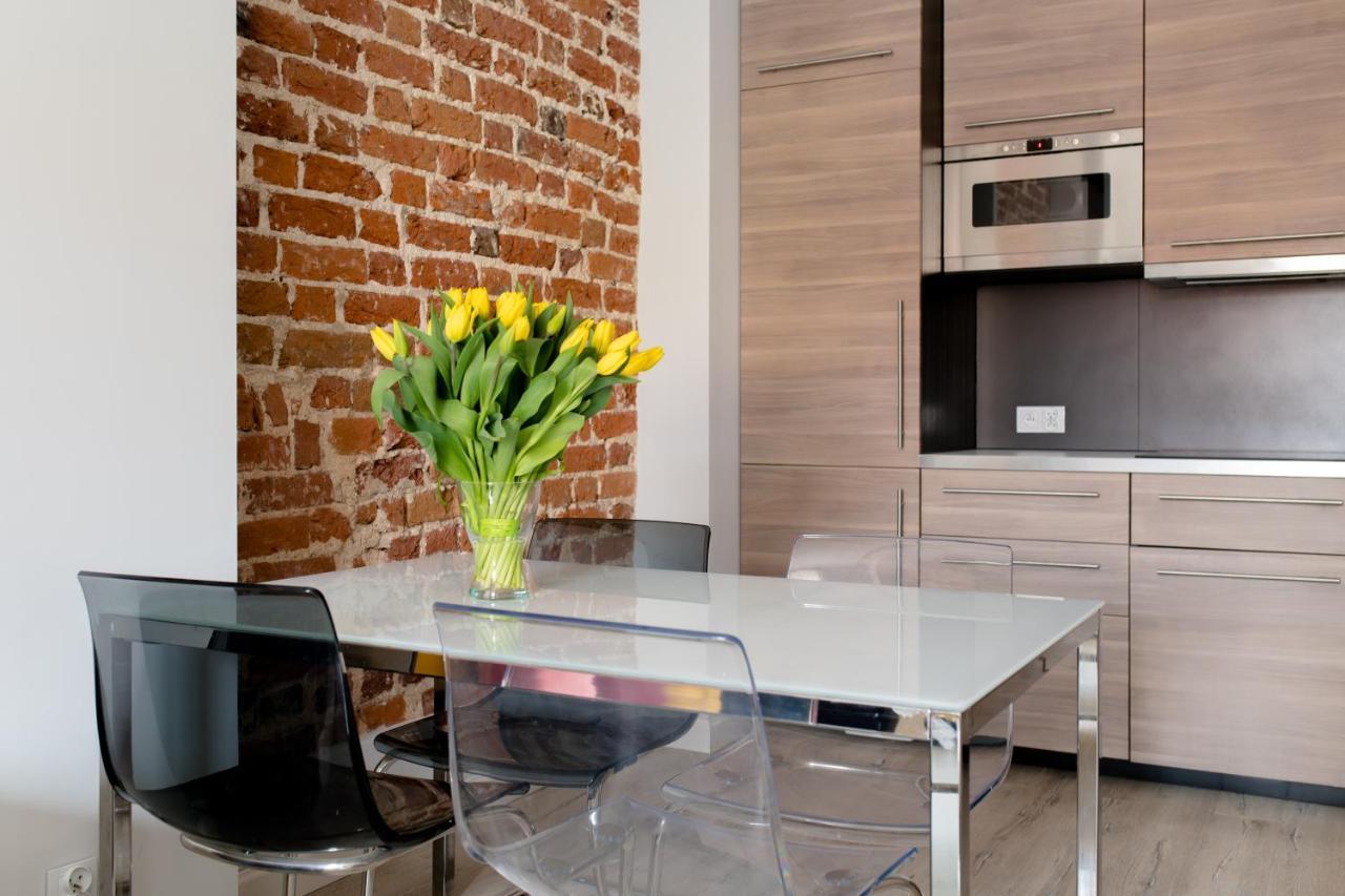 Apartment Elegant 2br, Amazing Old Town Views, Plac Solny Walk To Rynek! Amenities Breslau